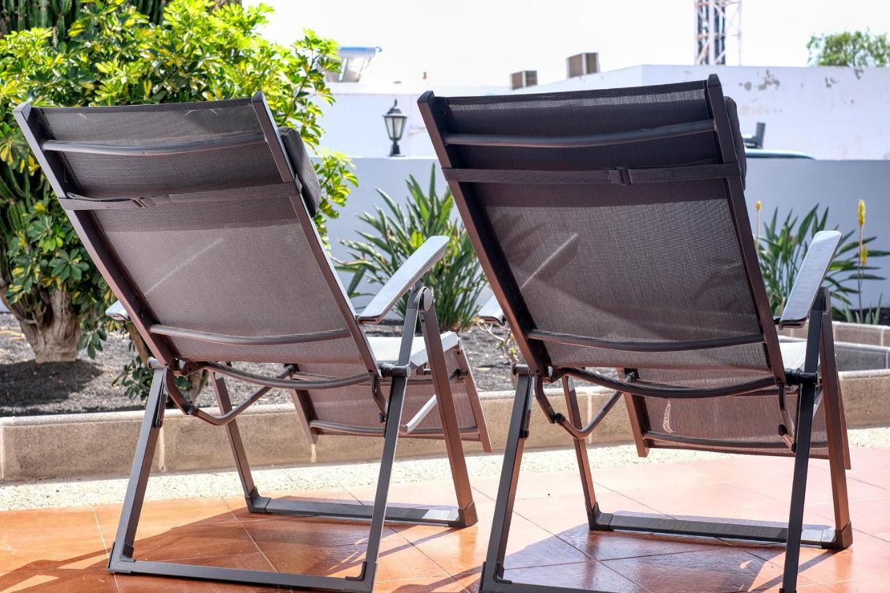 Suite Helios Relax A 500M De La Playa Puerto del Carmen  Ngoại thất bức ảnh
