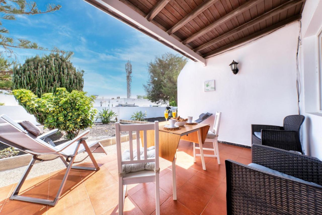 Suite Helios Relax A 500M De La Playa Puerto del Carmen  Ngoại thất bức ảnh